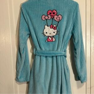 Hello Kitty by Sanrio Sherpa Fleece Robe Women’s size small